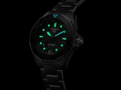 Shop TAG Heuer Aquaracer Professional 300 Date