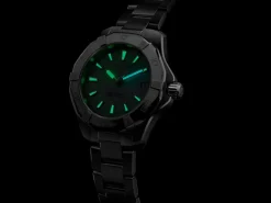 New TAG Heuer Aquaracer PROFESSIONAL 200 SOLARGRAPH